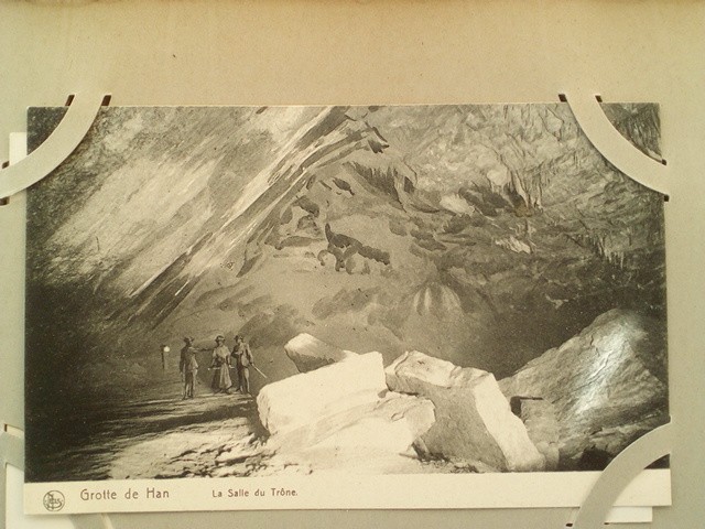 /Belgium/Places/BE_Place_1900-1949_Caves. Grotte de Han. La Salle du Trone.jpg